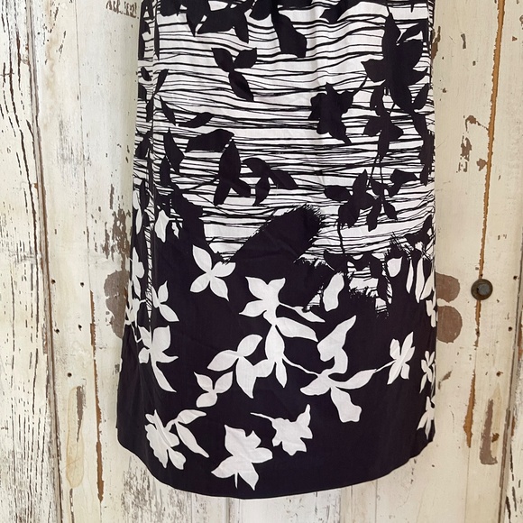 BCBG Maxazria Sz Small Womans Black White Floral Cotton Blend Casual Shift Dress - Picture 4 of 9